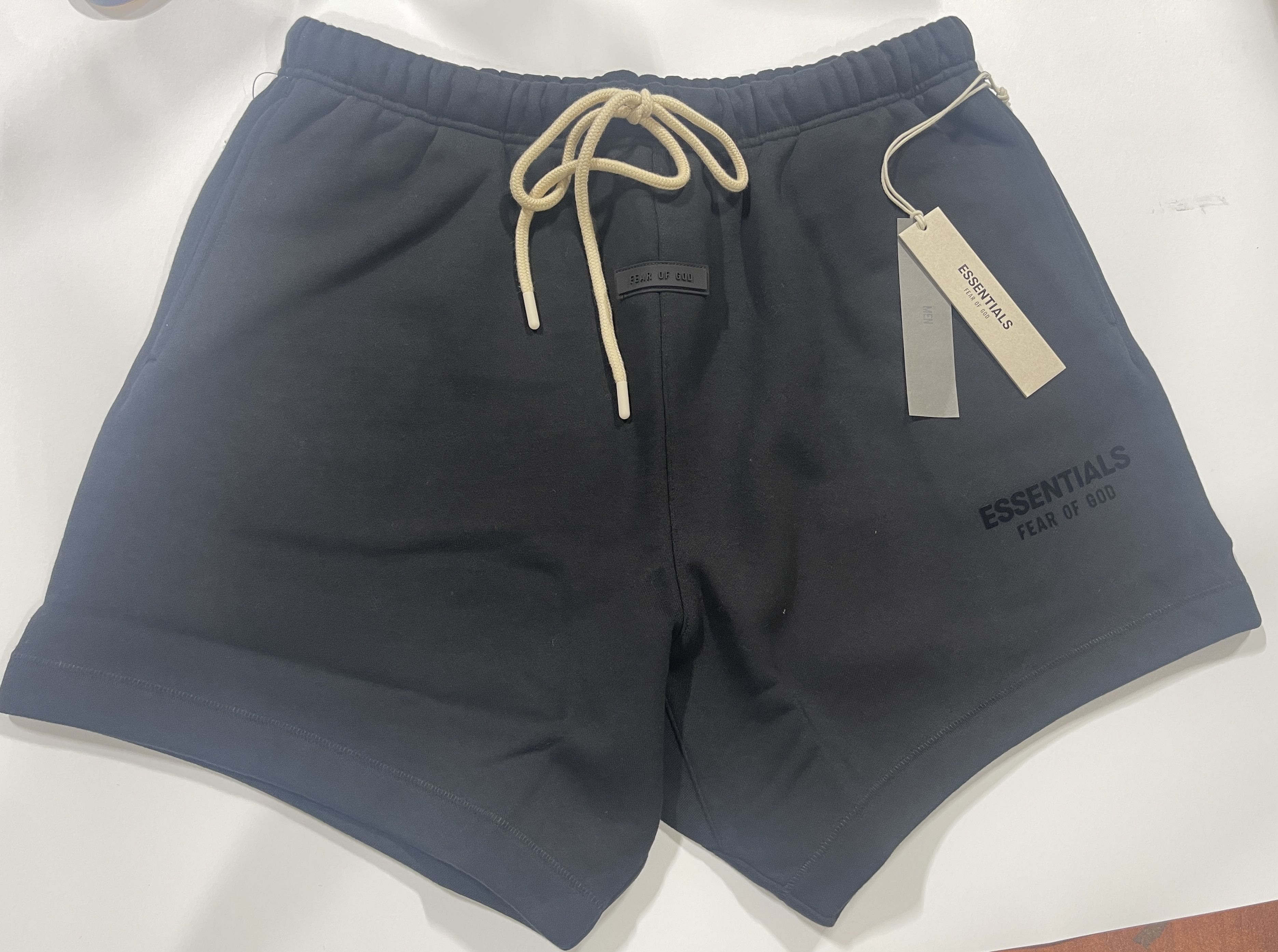 Essentials Fear of God Essentials Sweatshort Jet Black (XL) Size US 38 / EU 54 - 5 Thumbnail