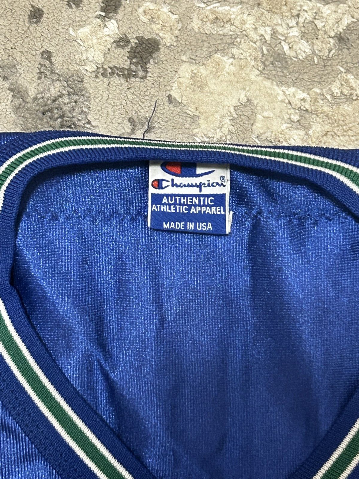 American Eagle Outfitters × Champion VINTAGE champion made in usa jersey eagle basketball jersey Size US M / EU 48-50 / 2 - 5 Thumbnail