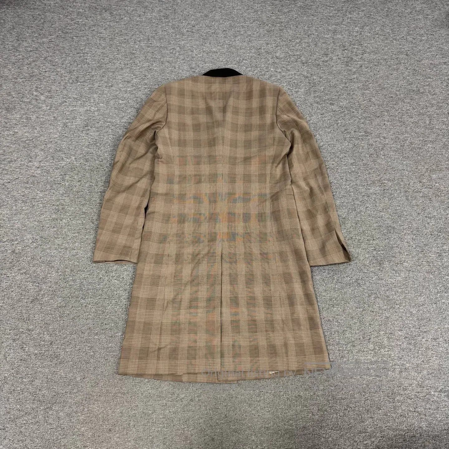 Givenchy Givenchy Checkered pattern; Silver buckle; Trench coat| Size US S / EU 44-46 / 1 - 3 Thumbnail