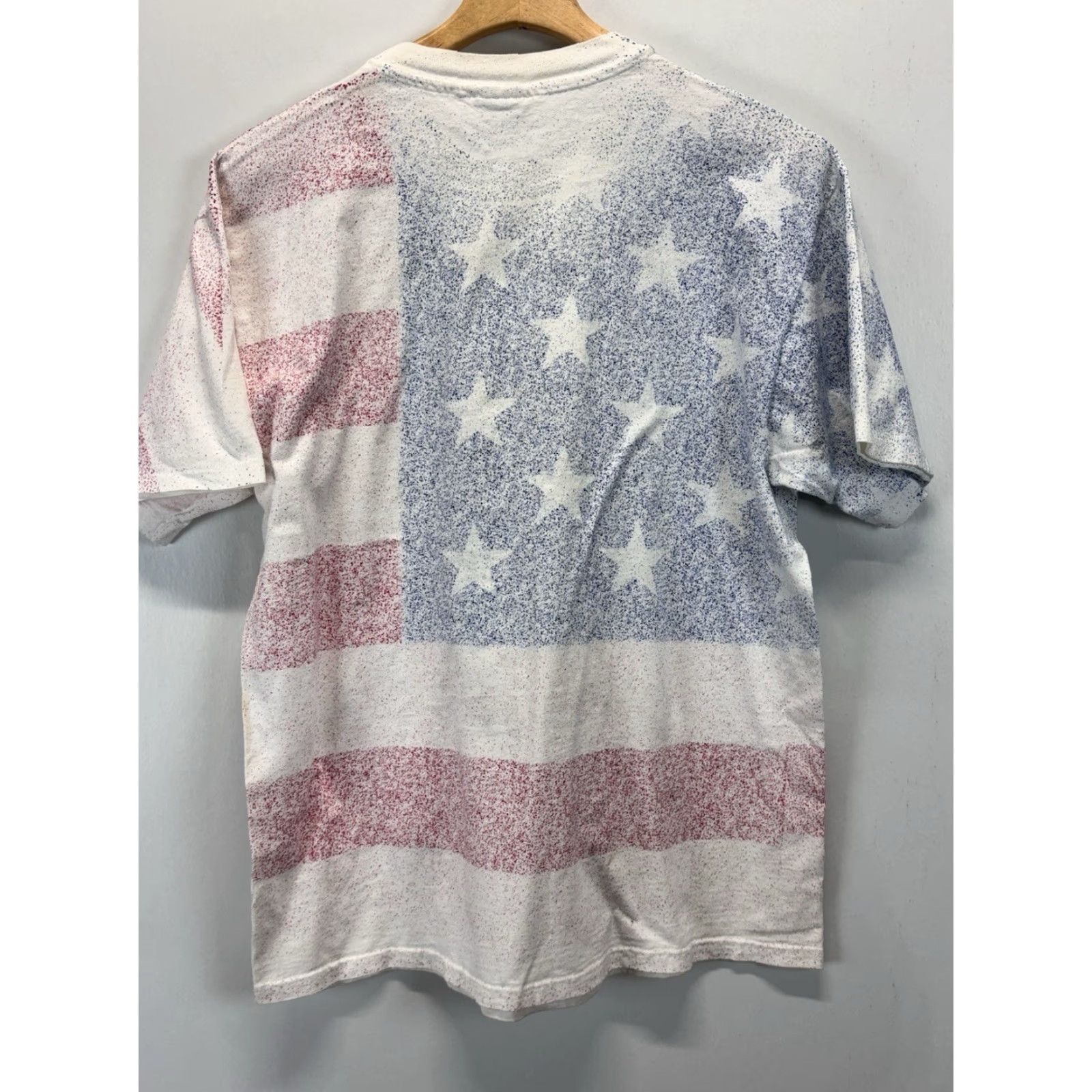 Hanes VINTAGE Hanes T-Shirt Atlanta Olympics 1996 All Over Flag Print Men’s Large Red White Blue Shirt Size US L / EU 52-54 / 3 - 2 Thumbnail