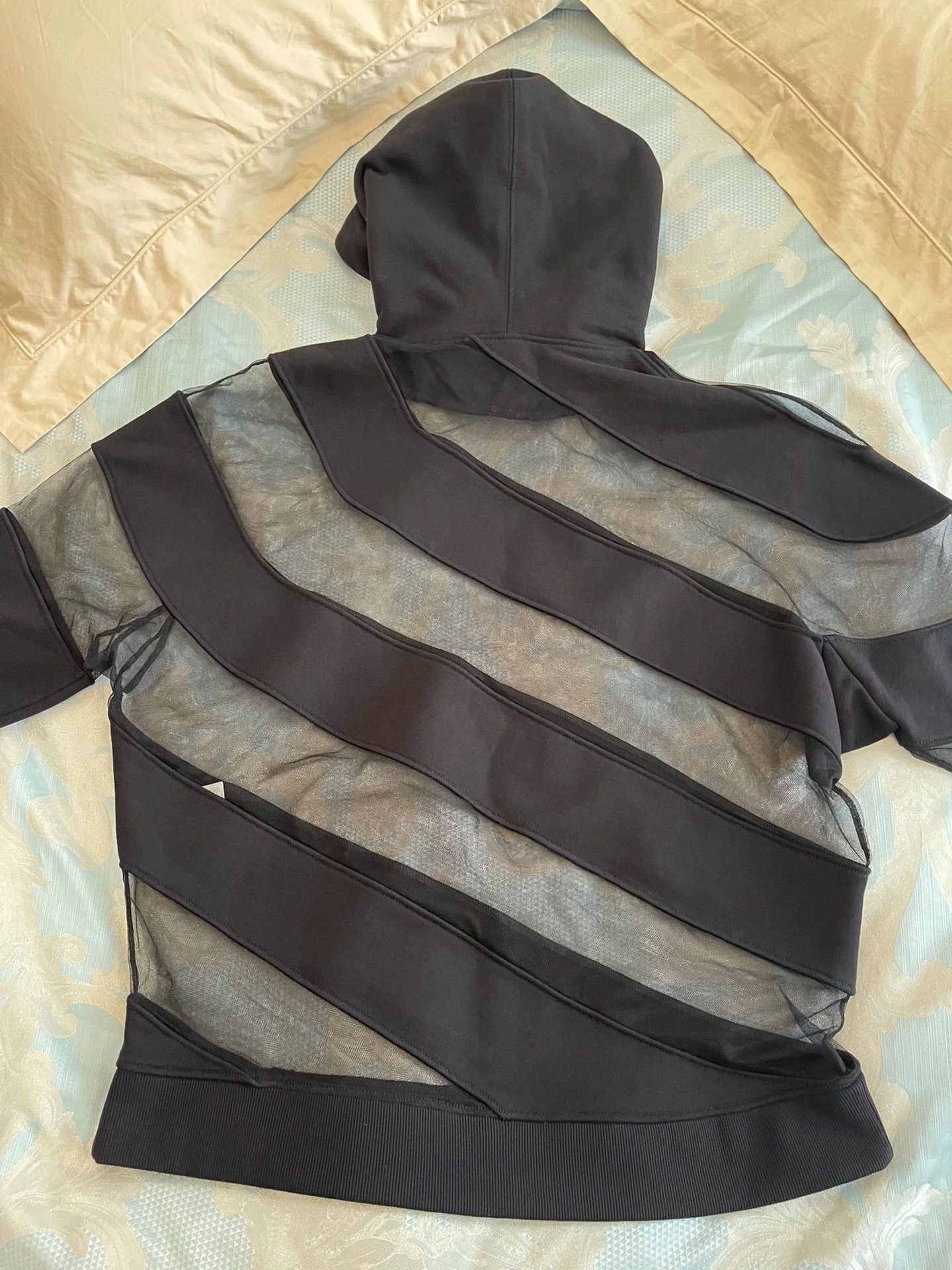 Valentino Valentino S (oversized) Mesh Panel Runway Sweatshirt 98New Size US S / EU 44-46 / 1 - 5 Thumbnail