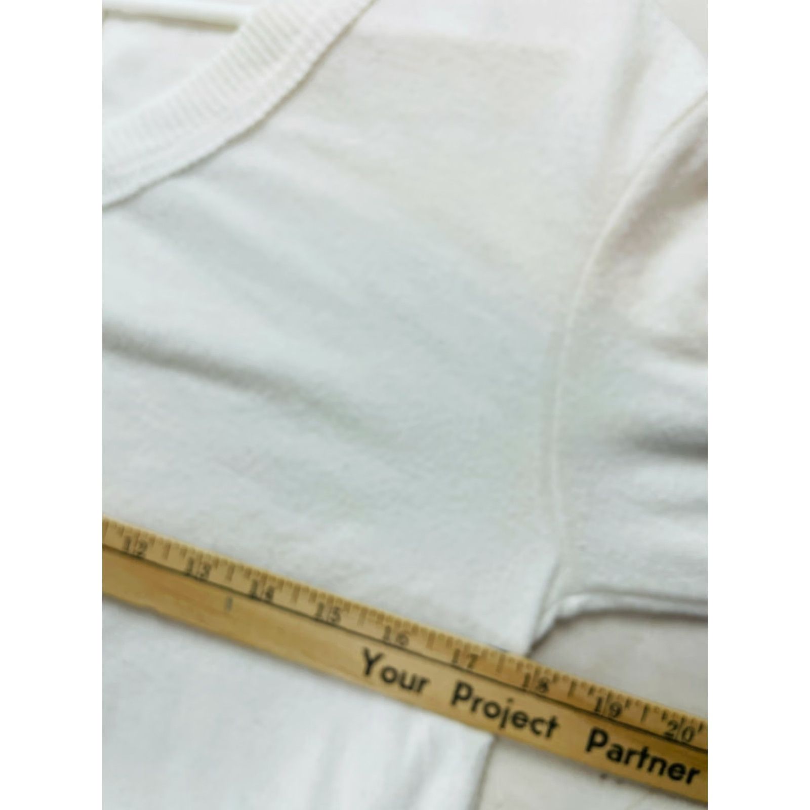 Vintage Everleigh Shirt Women’s Medium White Fleece V-Neck Long Sleeve Shirt Size M / US 6-8 / IT 42-44 - 3 Thumbnail