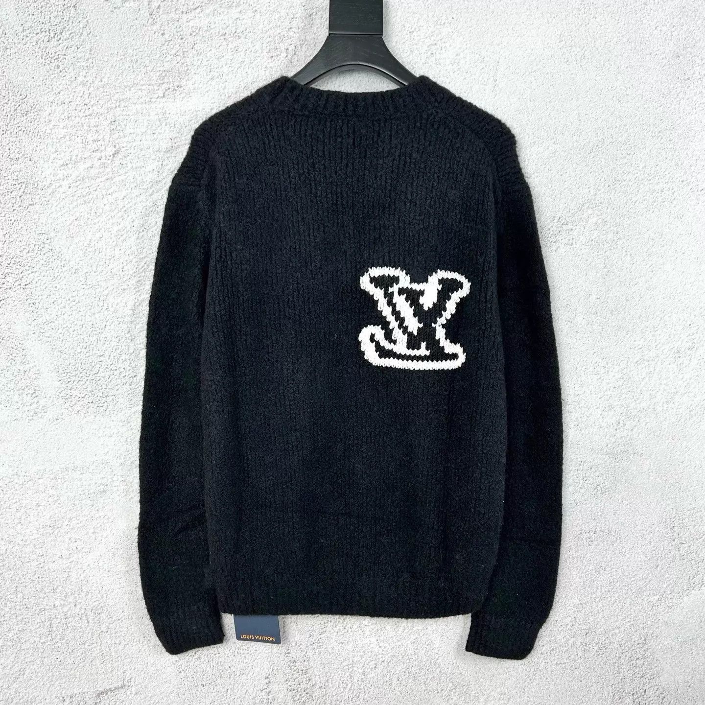 Louis Vuitton LV Big Logo Oversized Teddy Sweater Black S Size US S / EU 44-46 / 1 - 2 Thumbnail