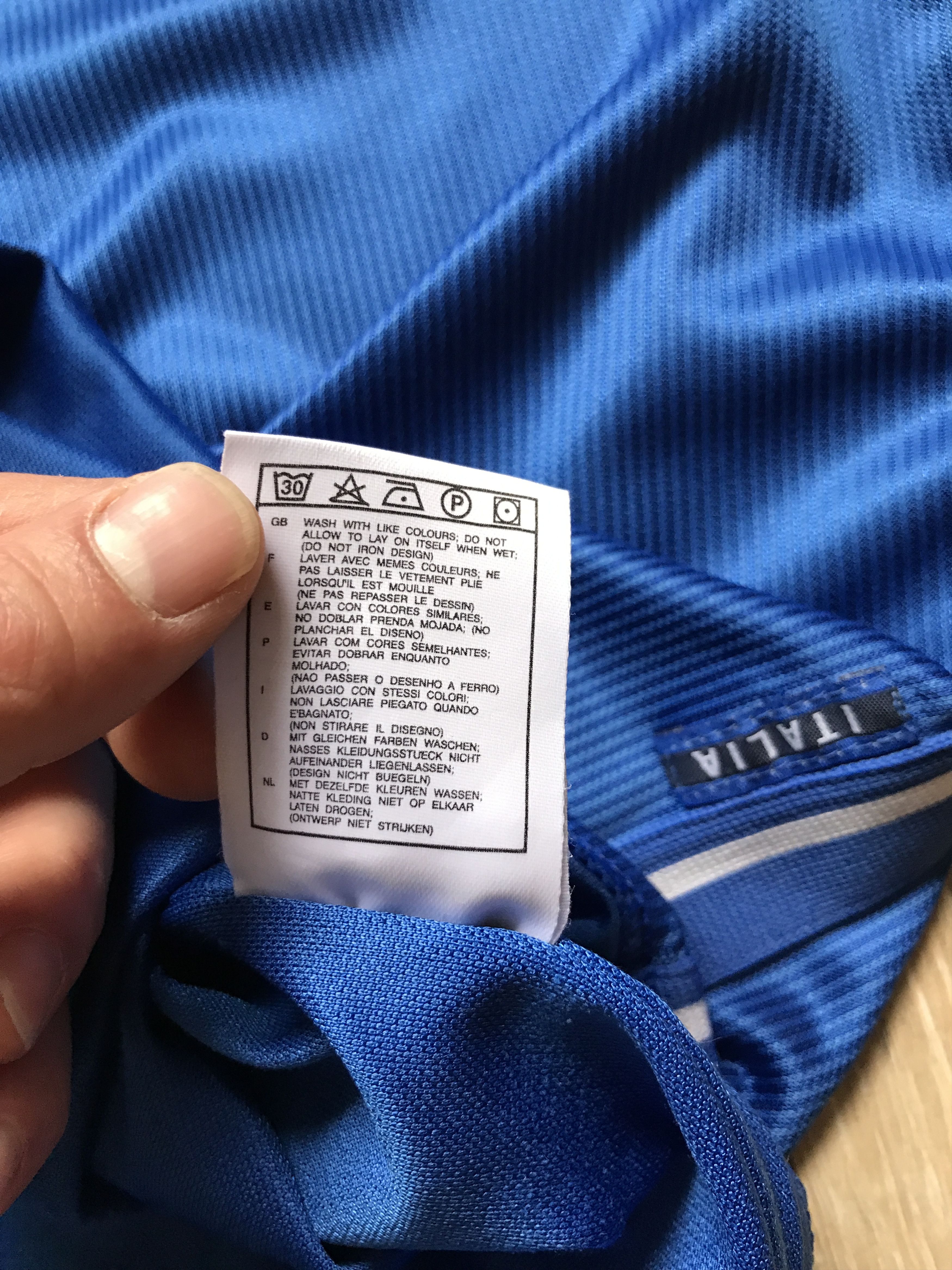 Nike × Vintage Vintage Nike Italy National Team Football Shirt 1997-1998 Size US M / EU 48-50 / 2 - 11 Thumbnail