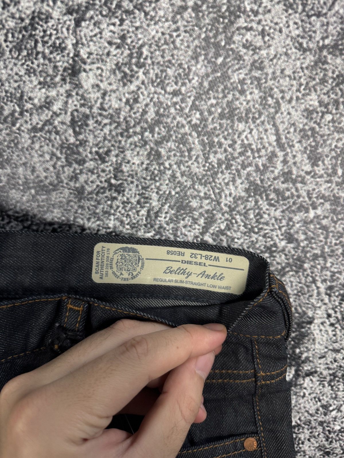Diesel Diesel Belthy-Ankle Regular Slim Straight Low Waist Jeans Size 28" / US 6 / IT 42 - 10 Thumbnail