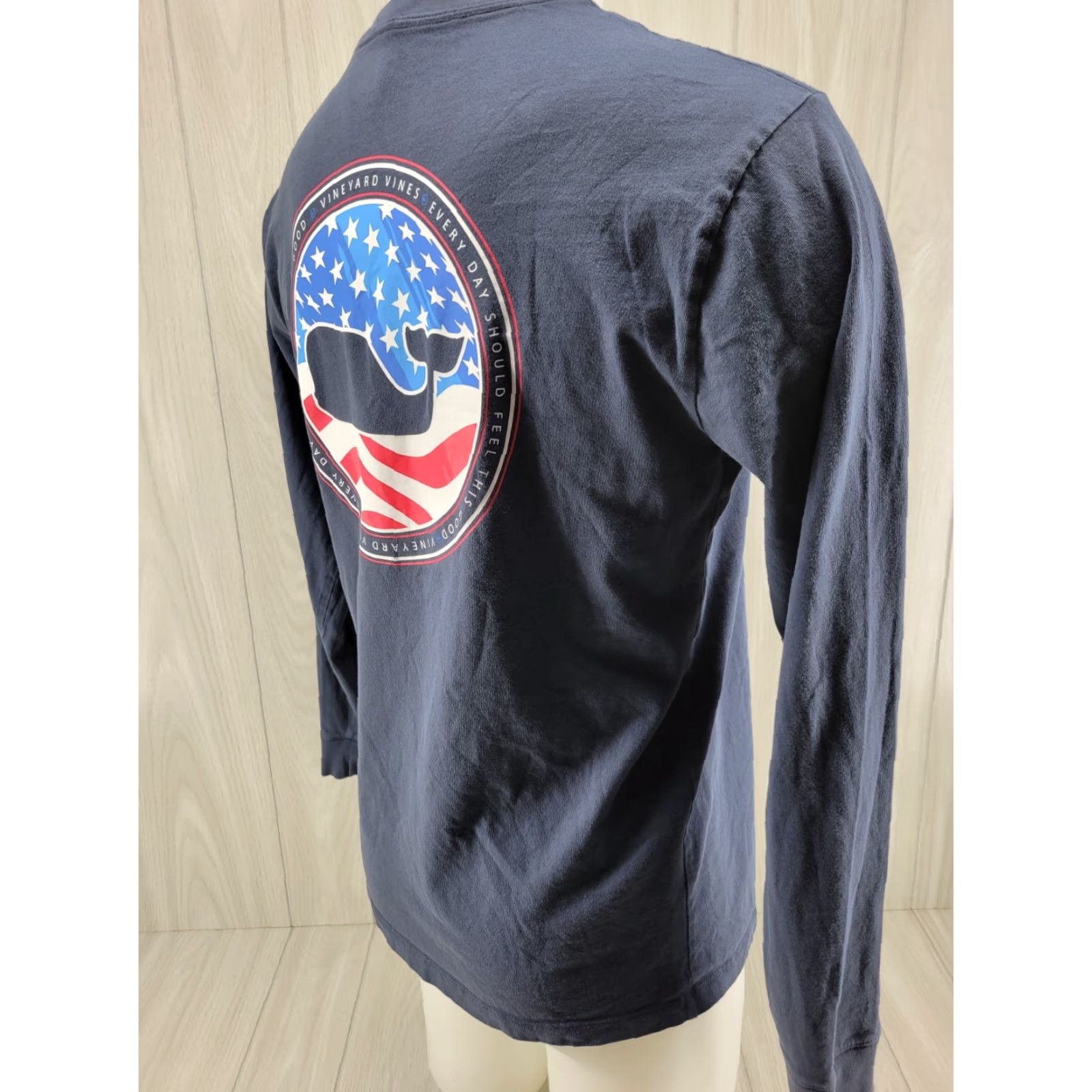 Vineyard Vines Vineyard Vines T Shirt Men’s Small Long Sleeve Pocket Blue Size US S / EU 44-46 / 1 - 6 Thumbnail