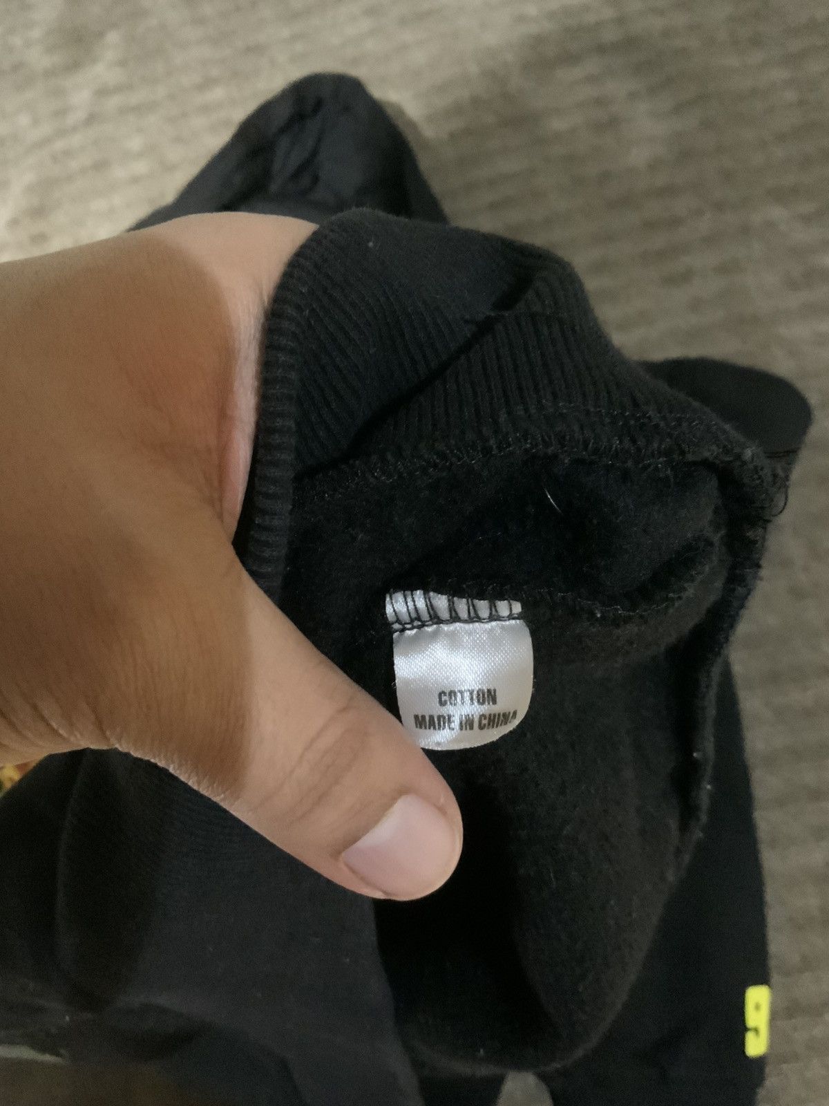 999 Club × Vlone VLONE X JUICE WORLD BLACK HOODIE COLLAB Size US L / EU 52-54 / 3 - 5 Thumbnail