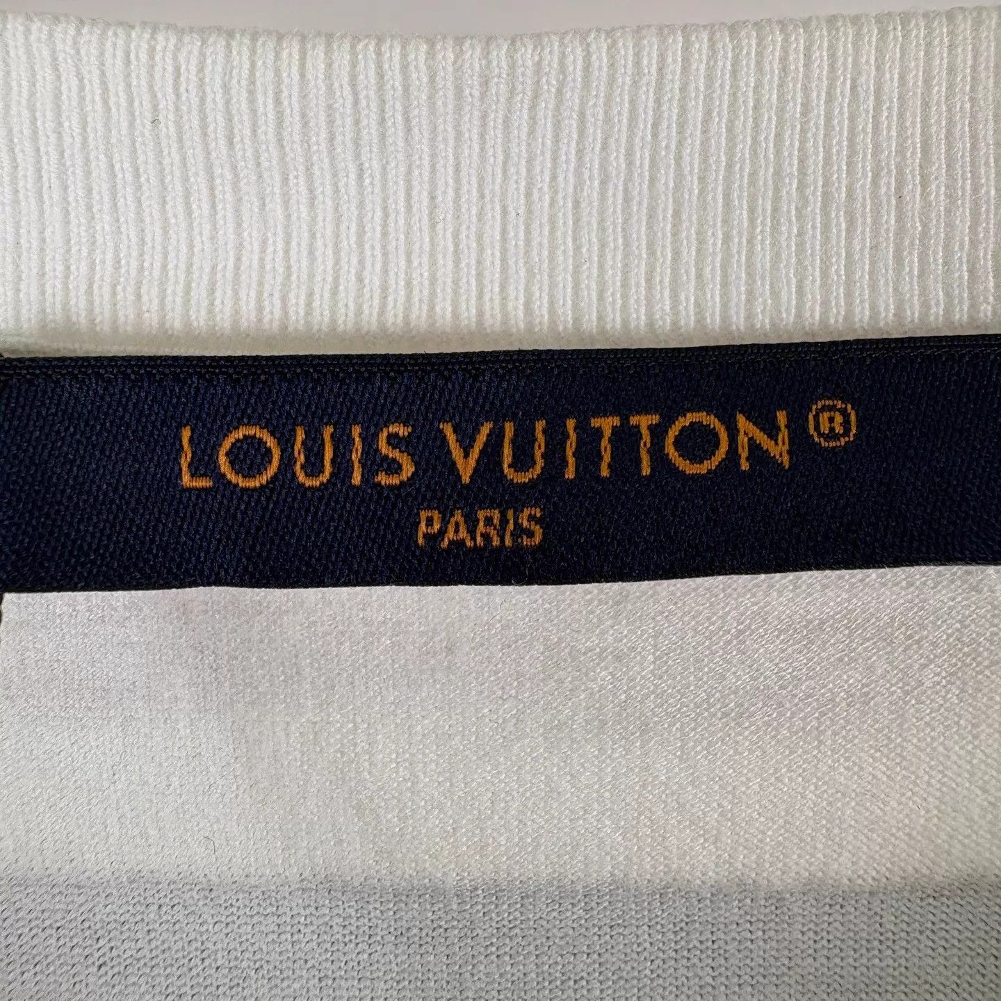 Louis Vuitton LV Room Art T-Shirt XL Italy 100% Cotton Unworn Size US XL / EU 56 / 4 - 5 Thumbnail