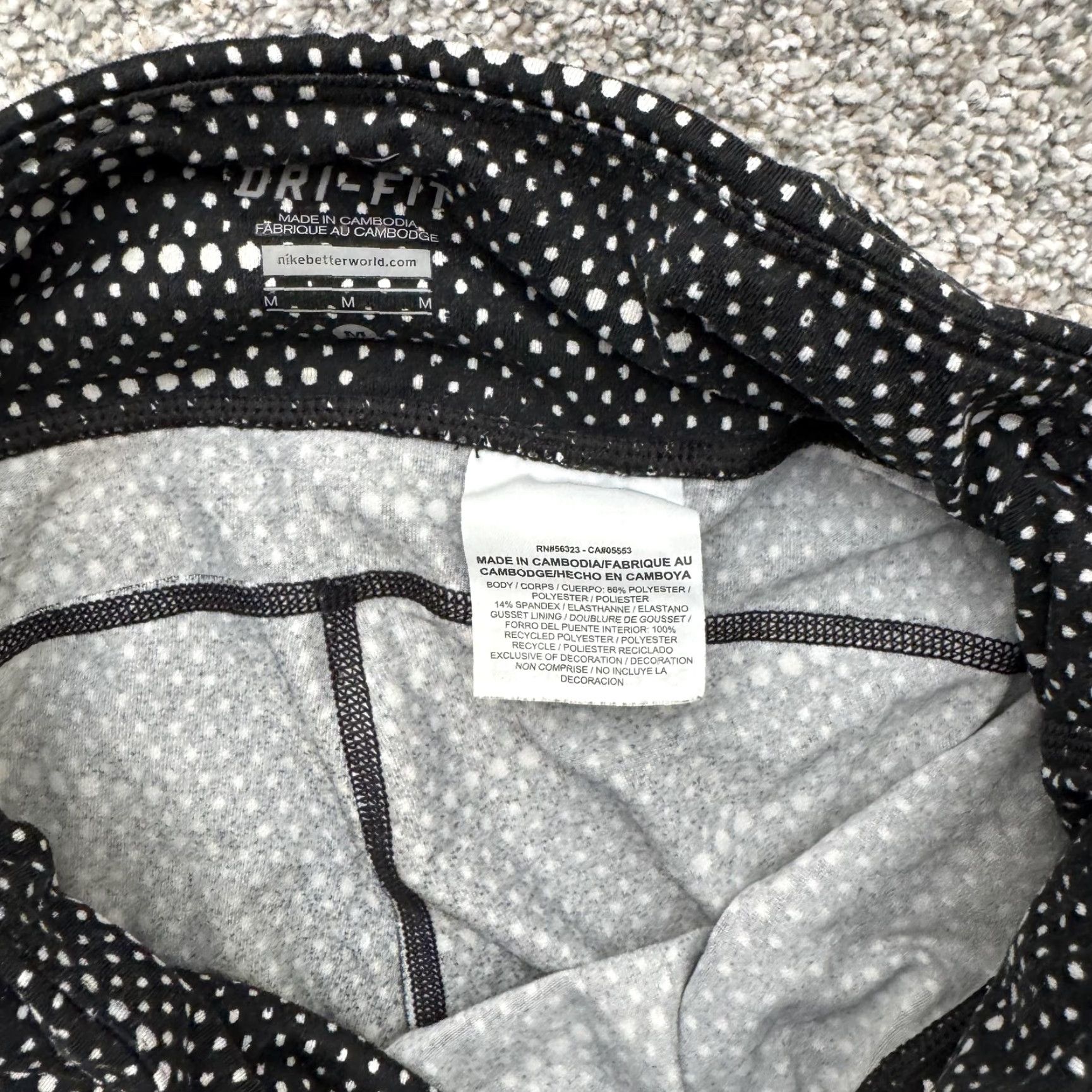 Nike Nike Dri-FIT Pants Womens Medium Black White Polka Dot Running Tights 646235-019 Size 32" / US 10 / IT 46 - 7 Thumbnail