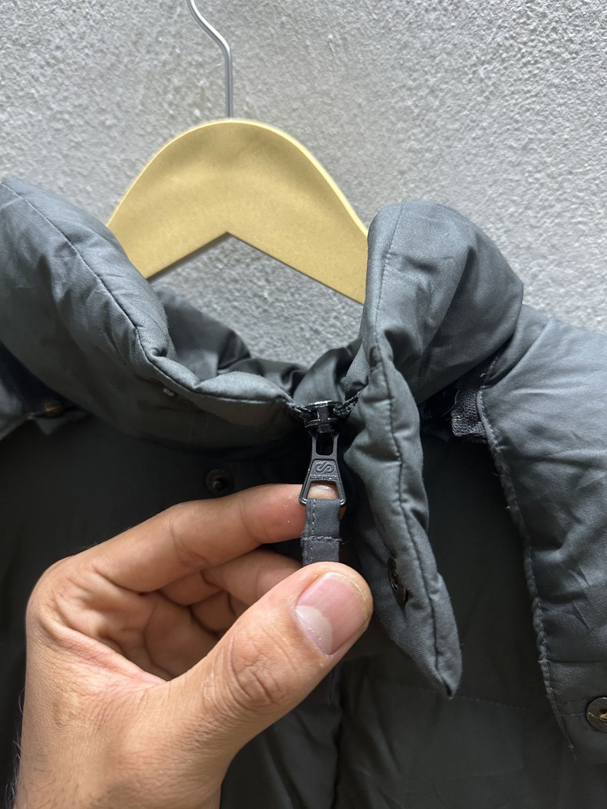 Moncler × Moncler Grenoble Vintage Moncler Grenoble Parka Puffer Jacket Size US L / EU 52-54 / 3 - 12 Thumbnail