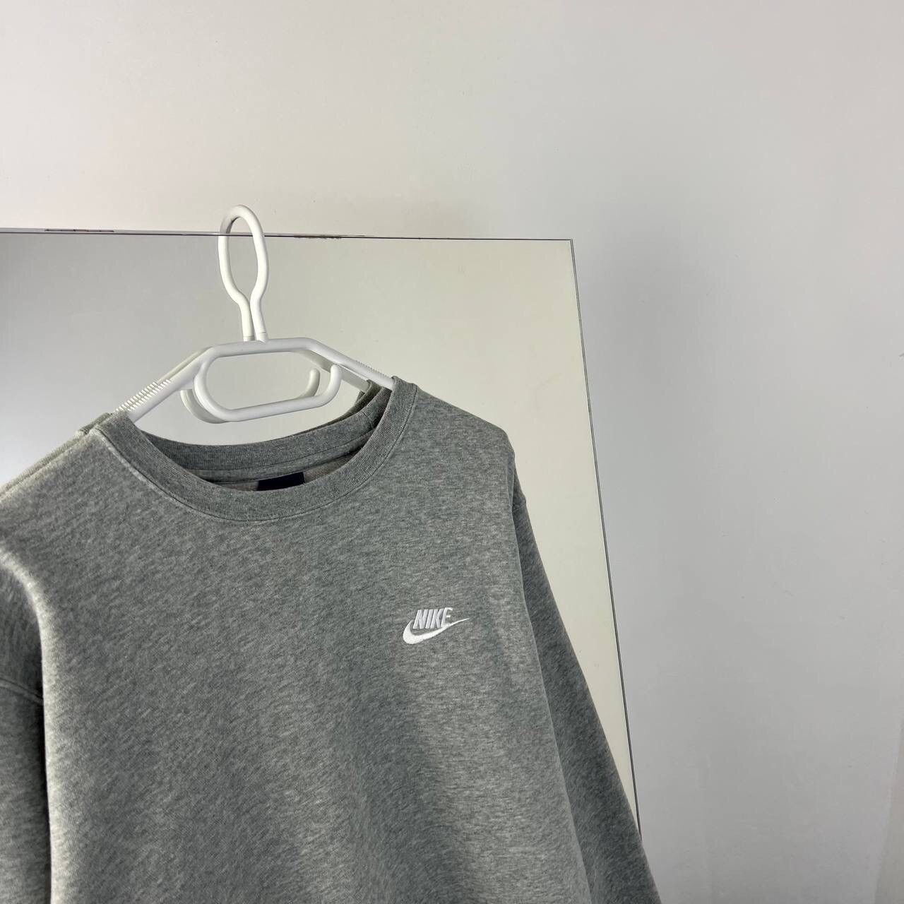 Nike Y2k Boxy Fit Vintage Sweatshirt Nike Mini Swoosh Oversized Size US L / EU 52-54 / 3 - 2 Thumbnail