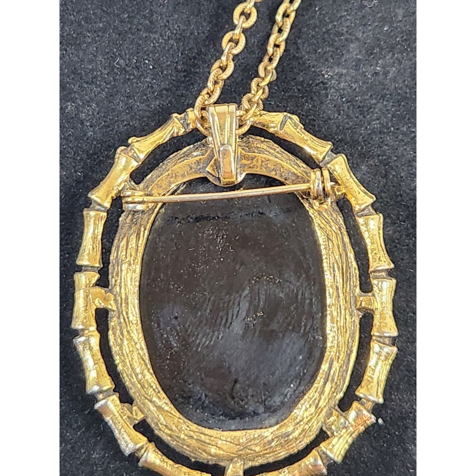 Other Gold Tone Black And White Cameo Pendant Brooch Necklace 13.5 Size ONE SIZE - 4 Thumbnail