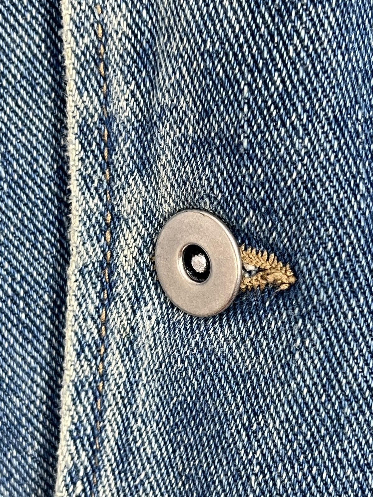 Japanese Brand Vintage Joge Martin Distressed Denim Chore Jacket Size US L / EU 52-54 / 3 - 12 Thumbnail