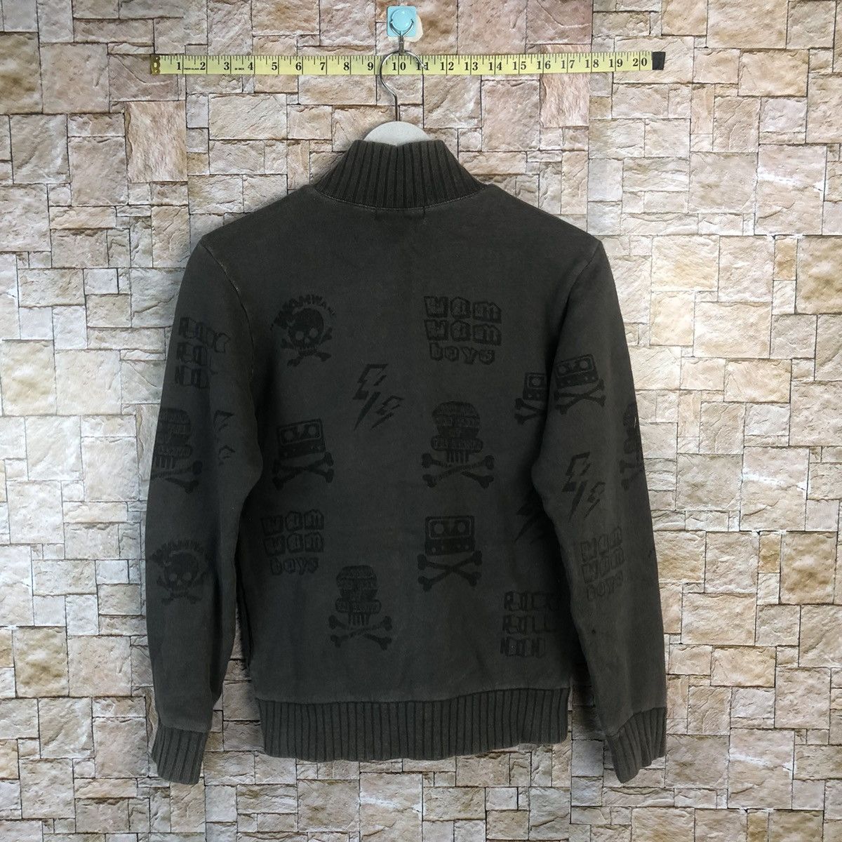 Japanese Brand × Vintage Wam Wam Skulls Brown Sweatshirt #A9 Size US S / EU 44-46 / 1 - 14 Thumbnail