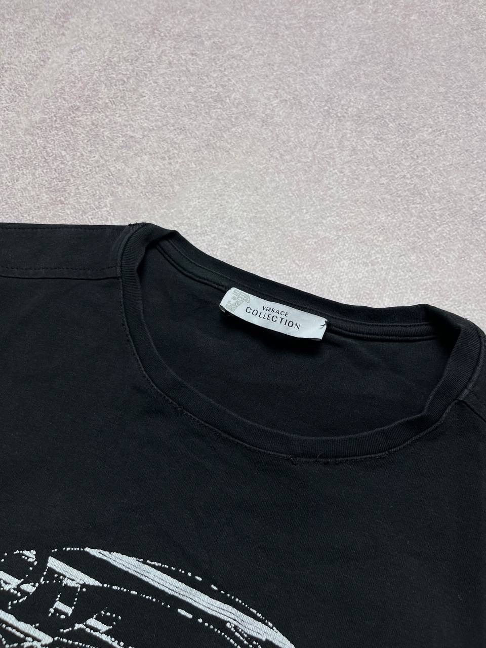 Vintage Vintage Versace Medusa Big Logo T-shirt L Size US L / EU 52-54 / 3 - 3 Thumbnail