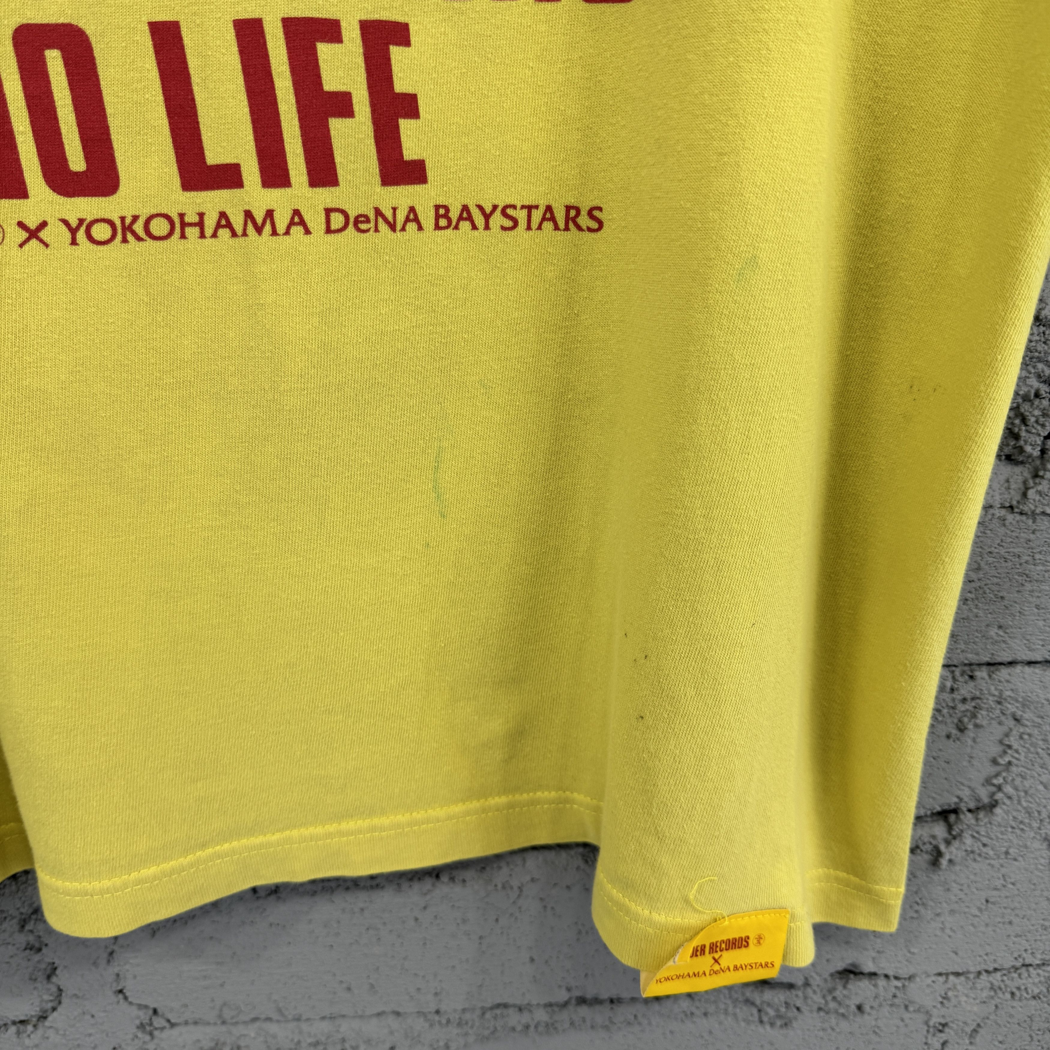 Vintage Yokohama DeNA BayStars x Tower Records Tshirt Size US L / EU 52-54 / 3 - 8 Thumbnail