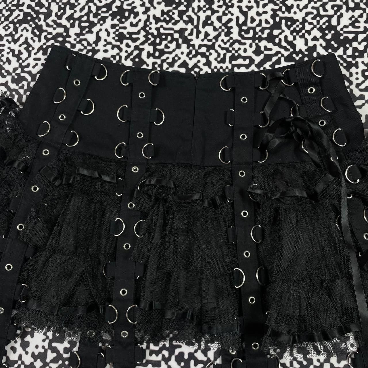 Seditionaries Vintage Y2K Gothic Hell Bunny Bondage Sexy Mini Skirt Tripp Size 27" / US 4 / IT 40 - 14 Thumbnail