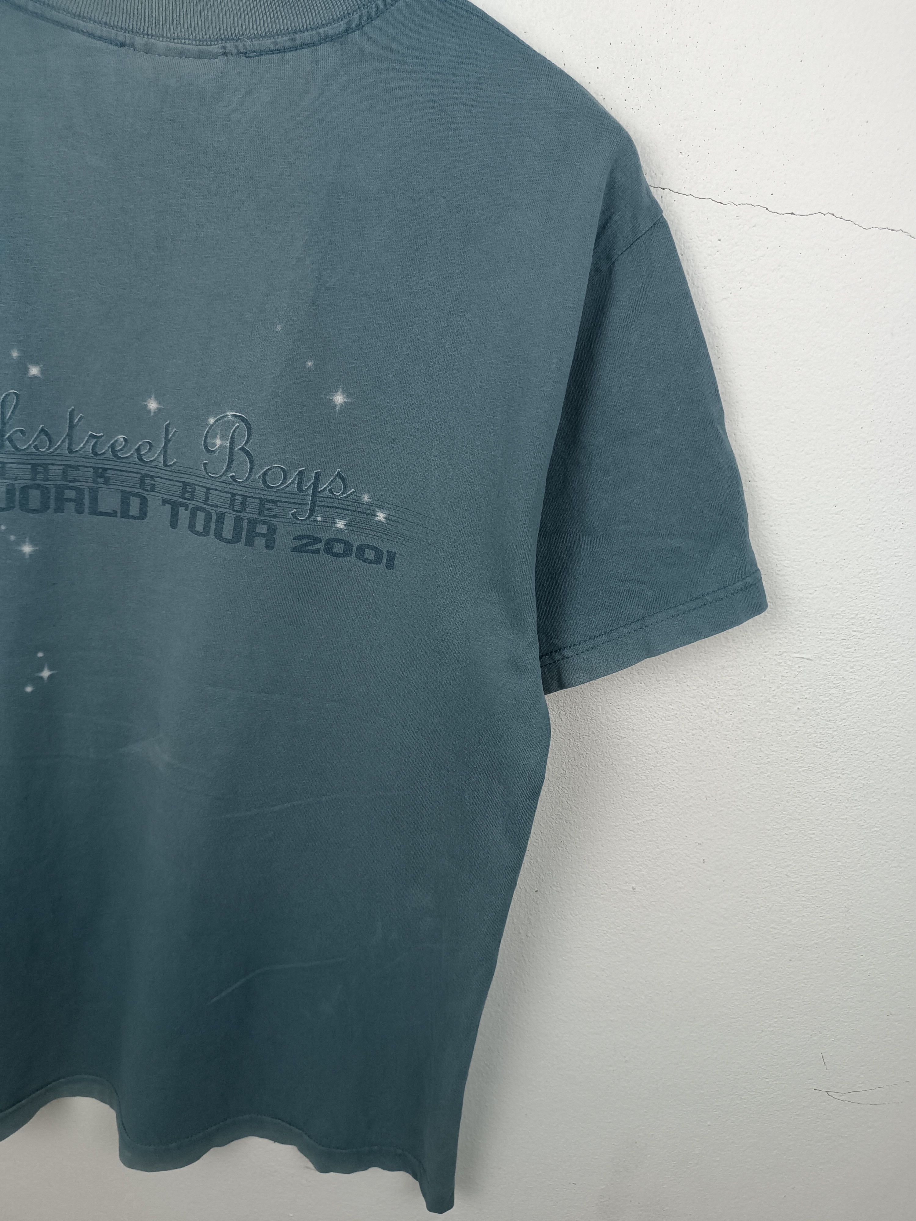 Band Tees VINTAGE 2001 BACKSTREET BOYS BLACK & BLUE TOUR nsync otown Size US M / EU 48-50 / 2 - 15 Thumbnail