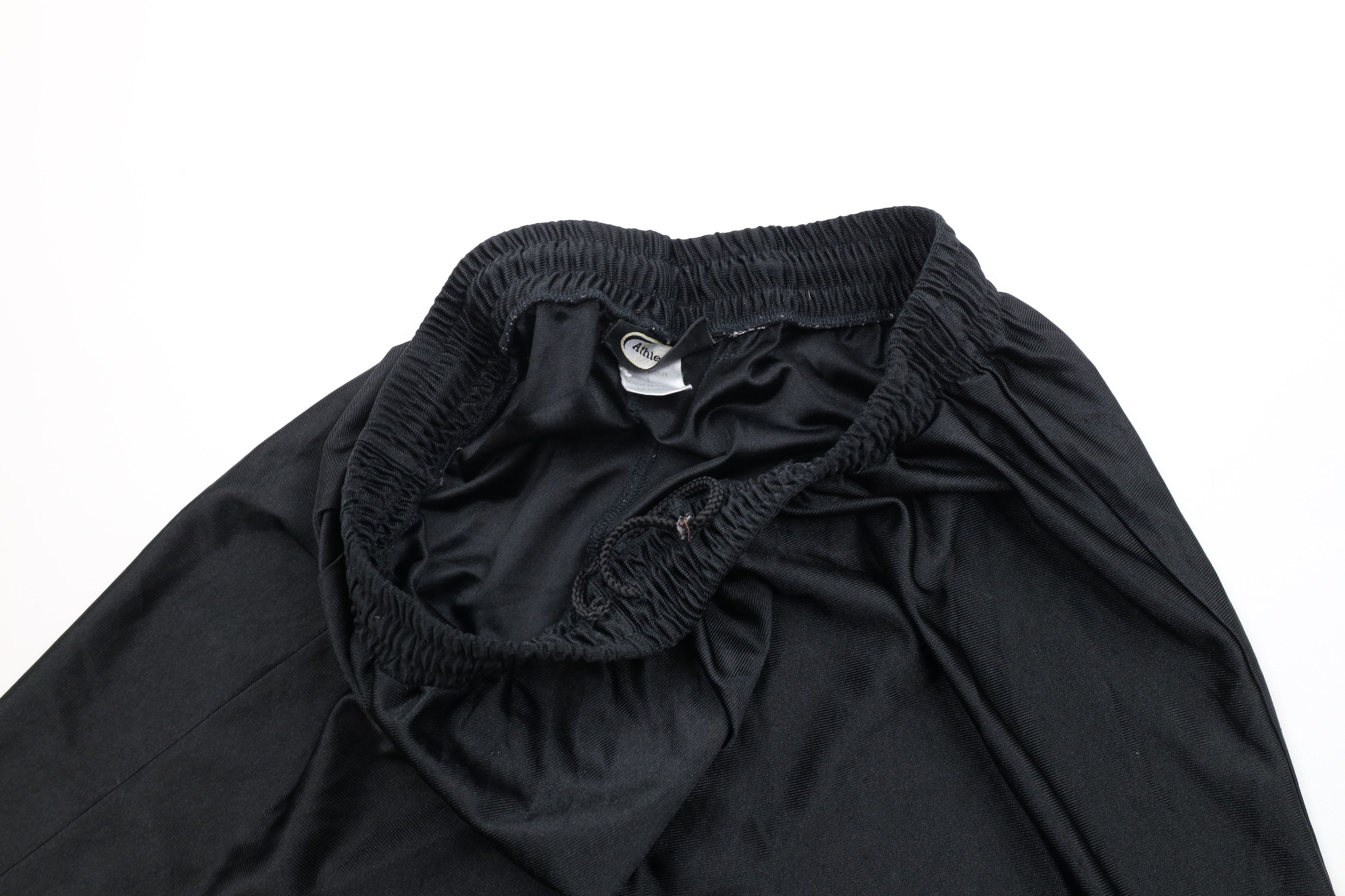 Vintage Vintage 90s Streetwear Above Knee Silky Basketball Shorts Size US 34 / EU 50 - 6 Thumbnail