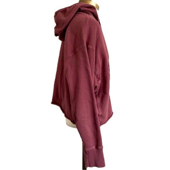 Sundry Sundry Red Peace And Love Cropped Hoodie - M/L 🇺🇸 Size L / US 10 / IT 46 - 8 Thumbnail