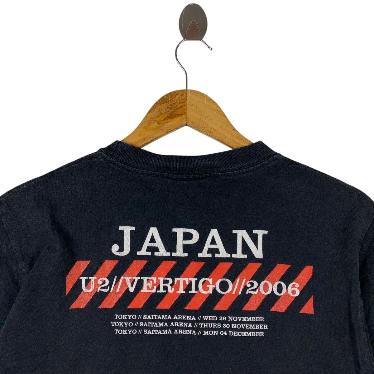 Band Tees Vintage 2006 U2 vertigo link up tee Size US S / EU 44-46 / 1 - 9 Thumbnail