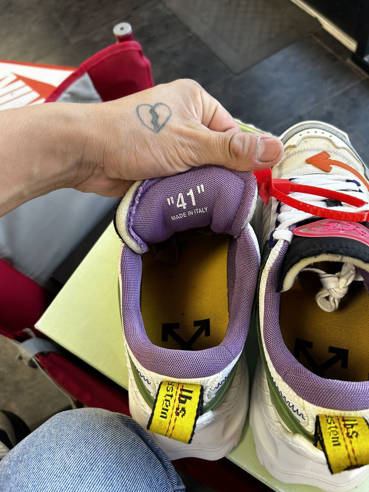 Off-White Off white ODSY-1000 Size US 8 / EU 41 - 6 Thumbnail