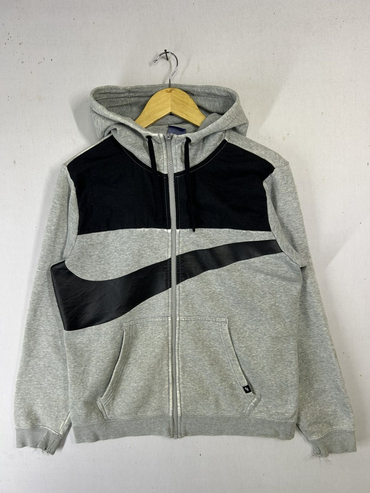 Nike × Vintage Vintage Nike Printed Big Swoosh Hoodie Size US M / EU 48-50 / 2 - 1 Thumbnail