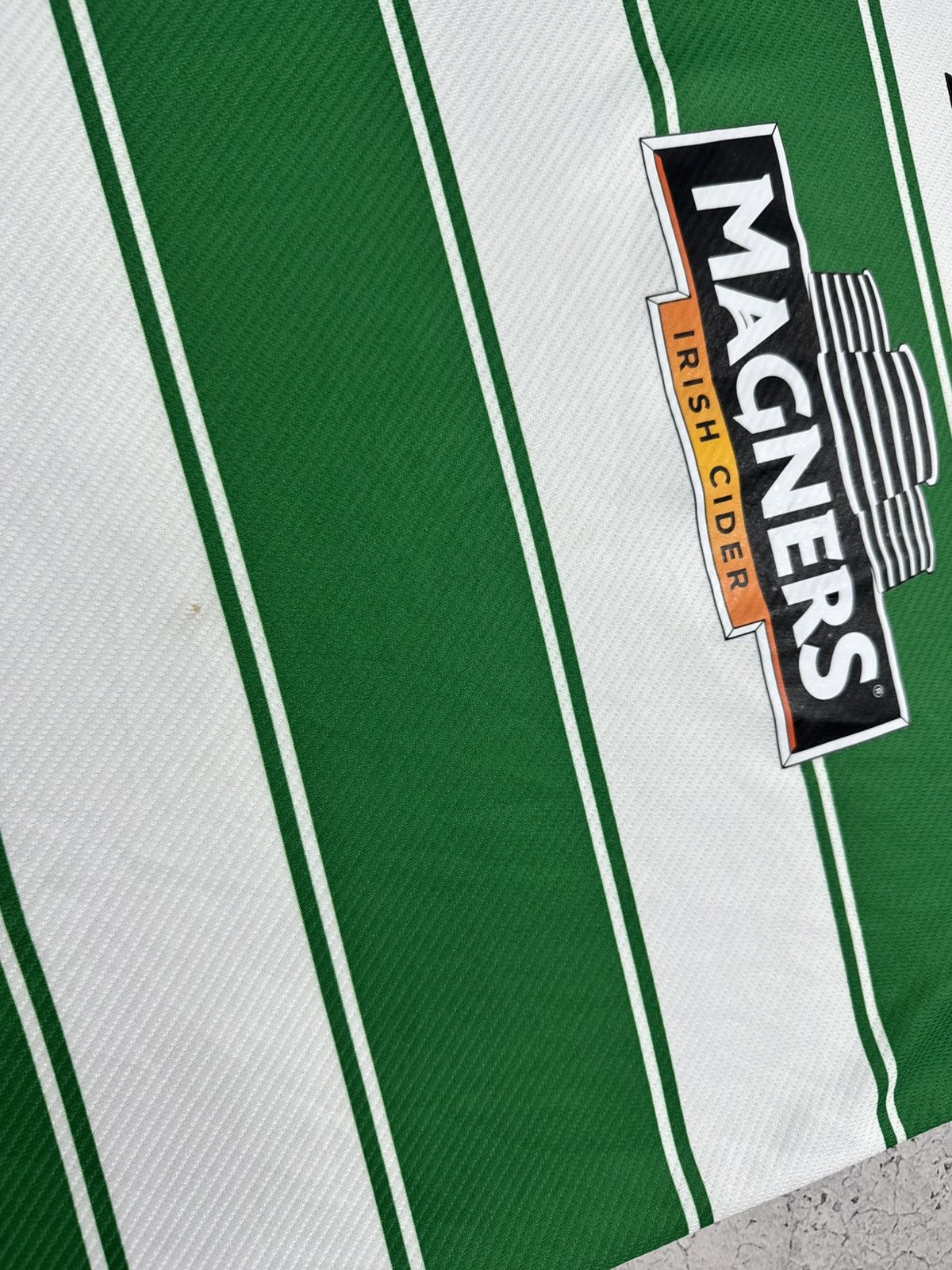 New Balance New Balance FC Celtic 2015/2016 Vintage Soccer Jersey Size US S / EU 44-46 / 1 - 4 Thumbnail