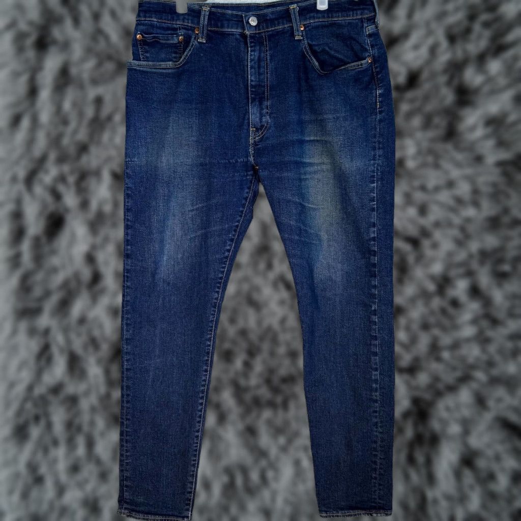 Levi's Levi’s 519 Men’s Jeans Straight Leg Denim Blue Mid-Rise 38 x 34 Regular Fit Jeans Size US 38 / EU 54 - 1 Thumbnail
