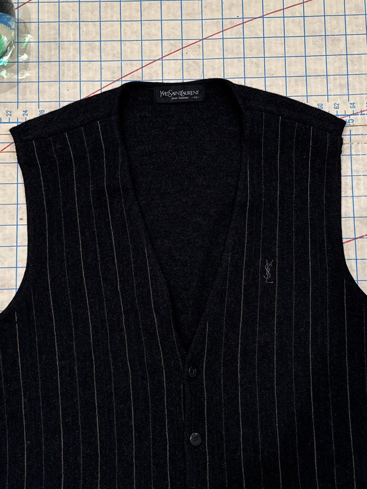 Yves Saint Laurent Vintage Yves Saint Laurent pour homme Pin Striped Knit Vest Size 42R - 4 Thumbnail