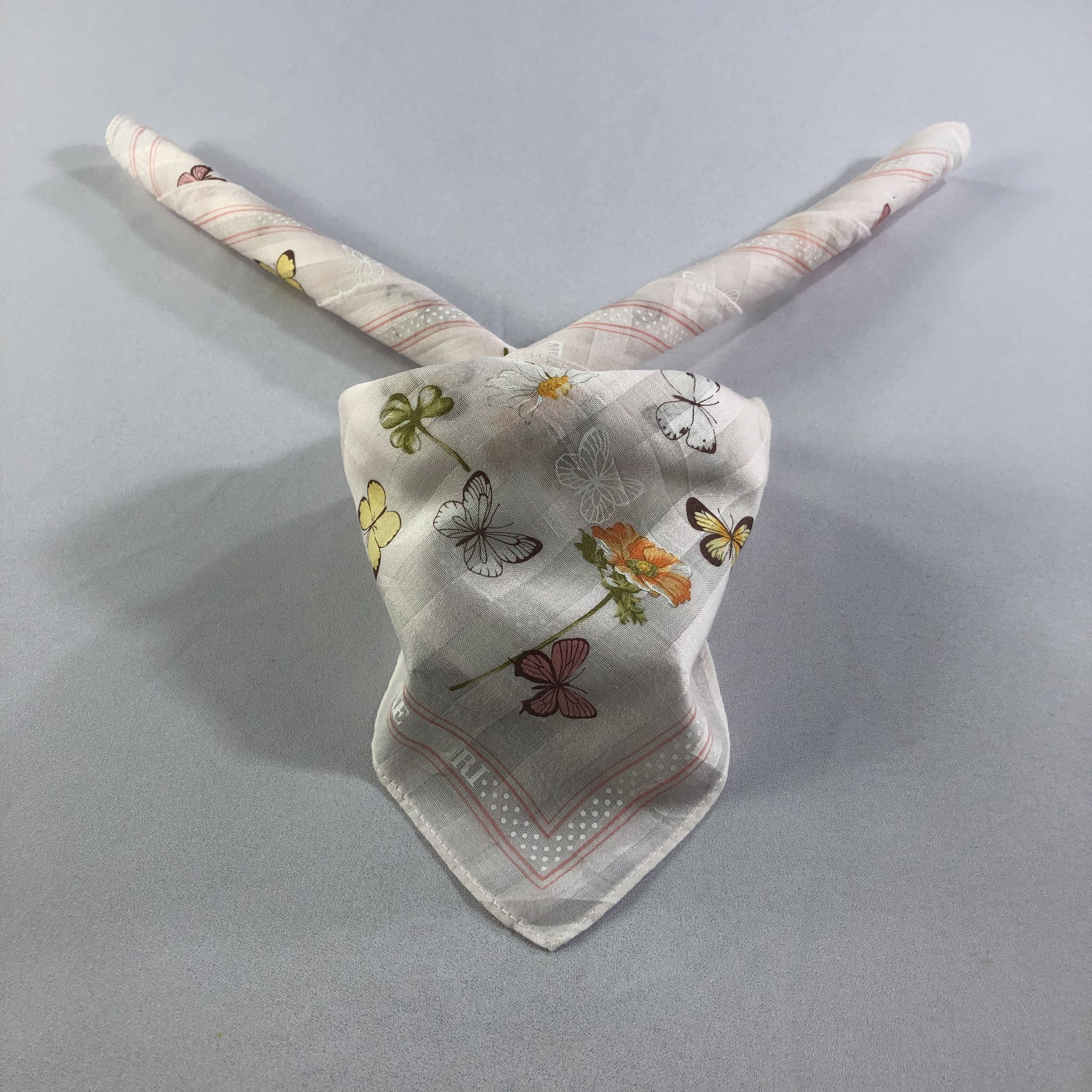 Hanae Mori Hanae Mori Handkerchief Neckerchief Bandana H1977 Size ONE SIZE - 1 Thumbnail