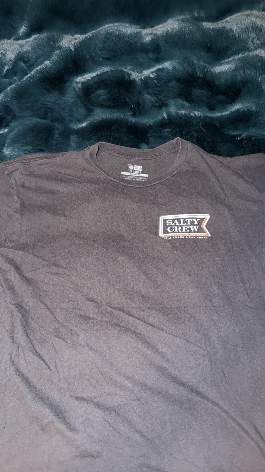 Other Salty Crew grey tee Size US XL / EU 56 / 4 - 1 Thumbnail