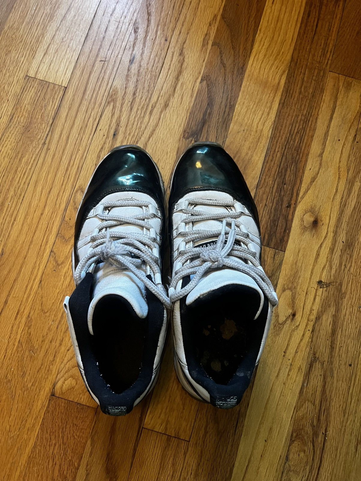 Jordan Brand Jordan 11 low Emerald size 10 Size US 10 / EU 43 - 3 Thumbnail
