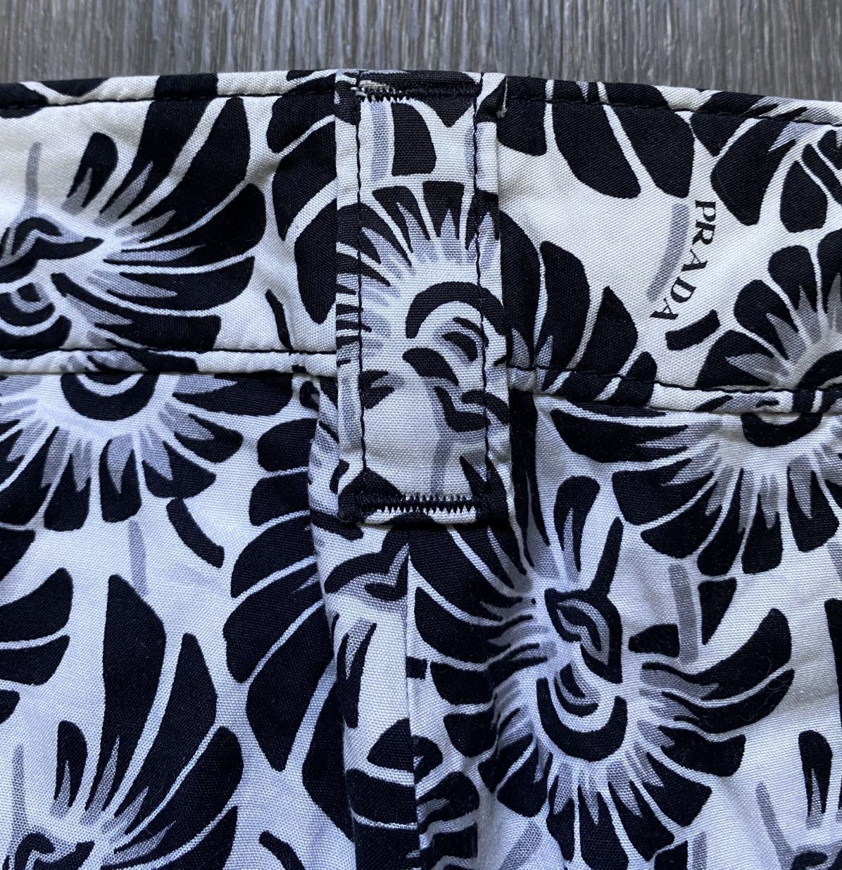 Prada Womens Prada 2016 Full Printed Floral Print Stretch Trousers Size 27" / US 4 / IT 40 - 25 Thumbnail