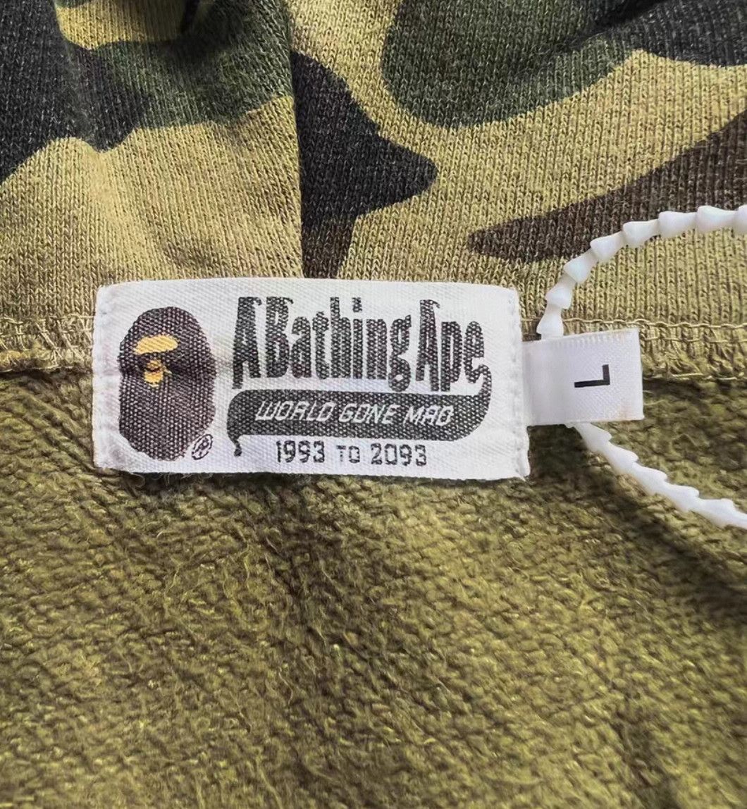 Bape BAPE Hello Kitty Camouflage Jacket M Size. Size US L / EU 52-54 / 3 - 9 Thumbnail