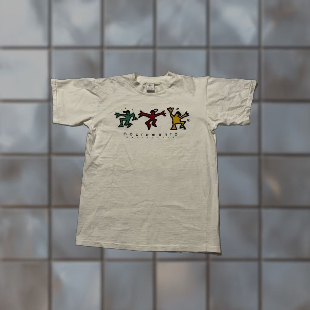 Vintage VINTAGE 1994 90s Lyon Design Dance Sacramento California Single Stitch T-Shirt L Mens Size US L / EU 52-54 / 3 - 1 Thumbnail
