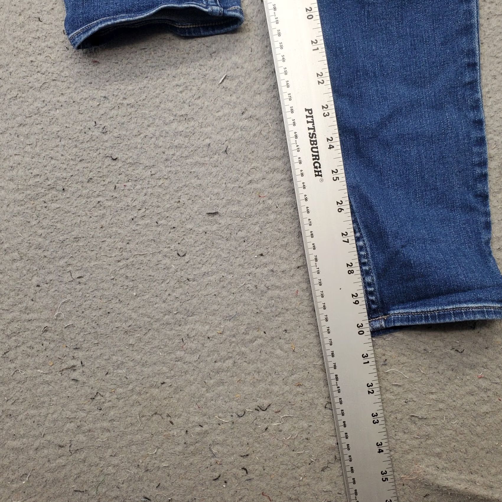Calvin Klein Calvin Klein Jeans Womens 26x32 Blue Denim Faded Distressed Streetwear Jeans: Womens Size 26 Size 26" / US 2 / IT 38 - 4 Thumbnail