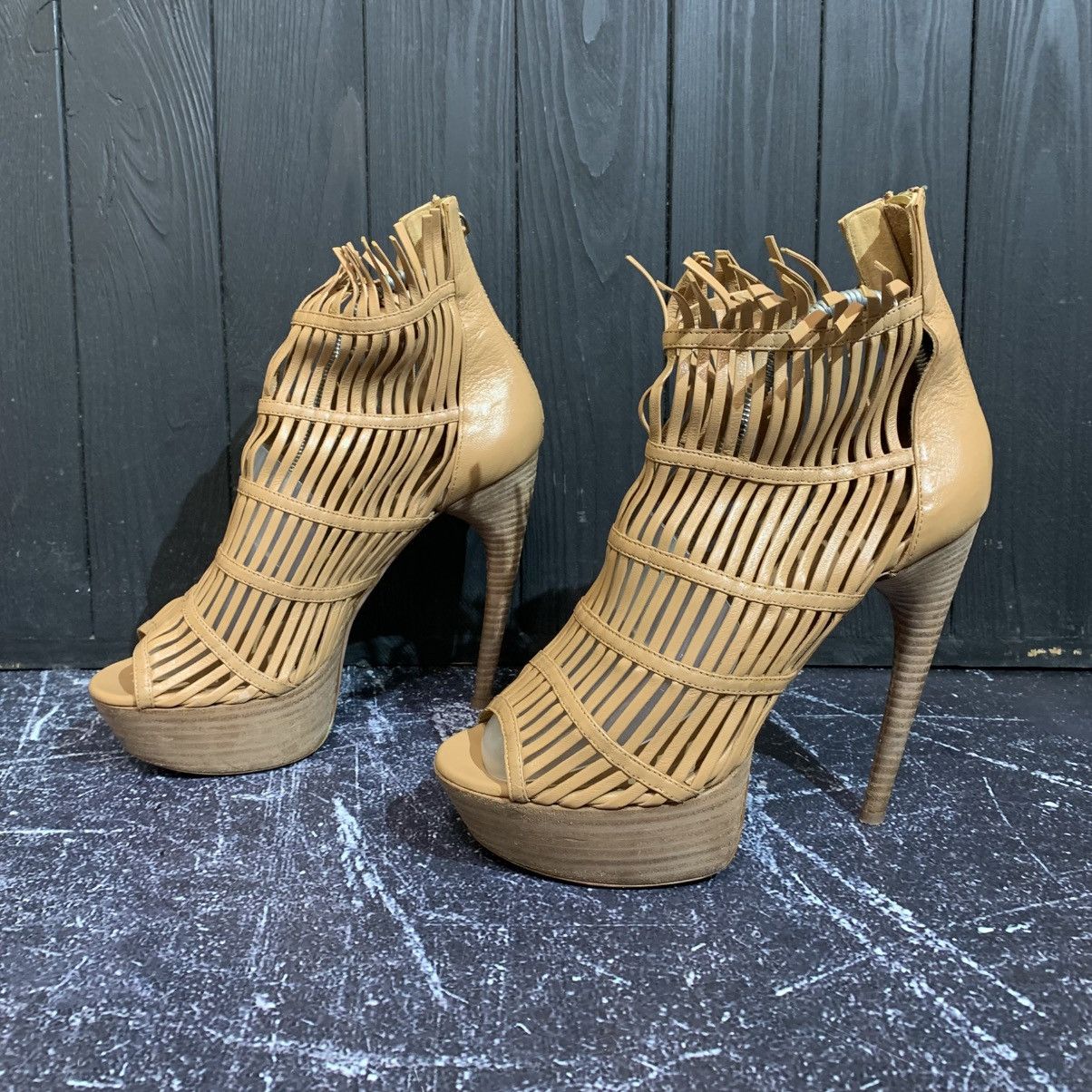 Alexander McQueen Alexander MaQueen Beige Leather Platform Cage Heels size 38 Size US 8 / IT 38 - 3 Thumbnail