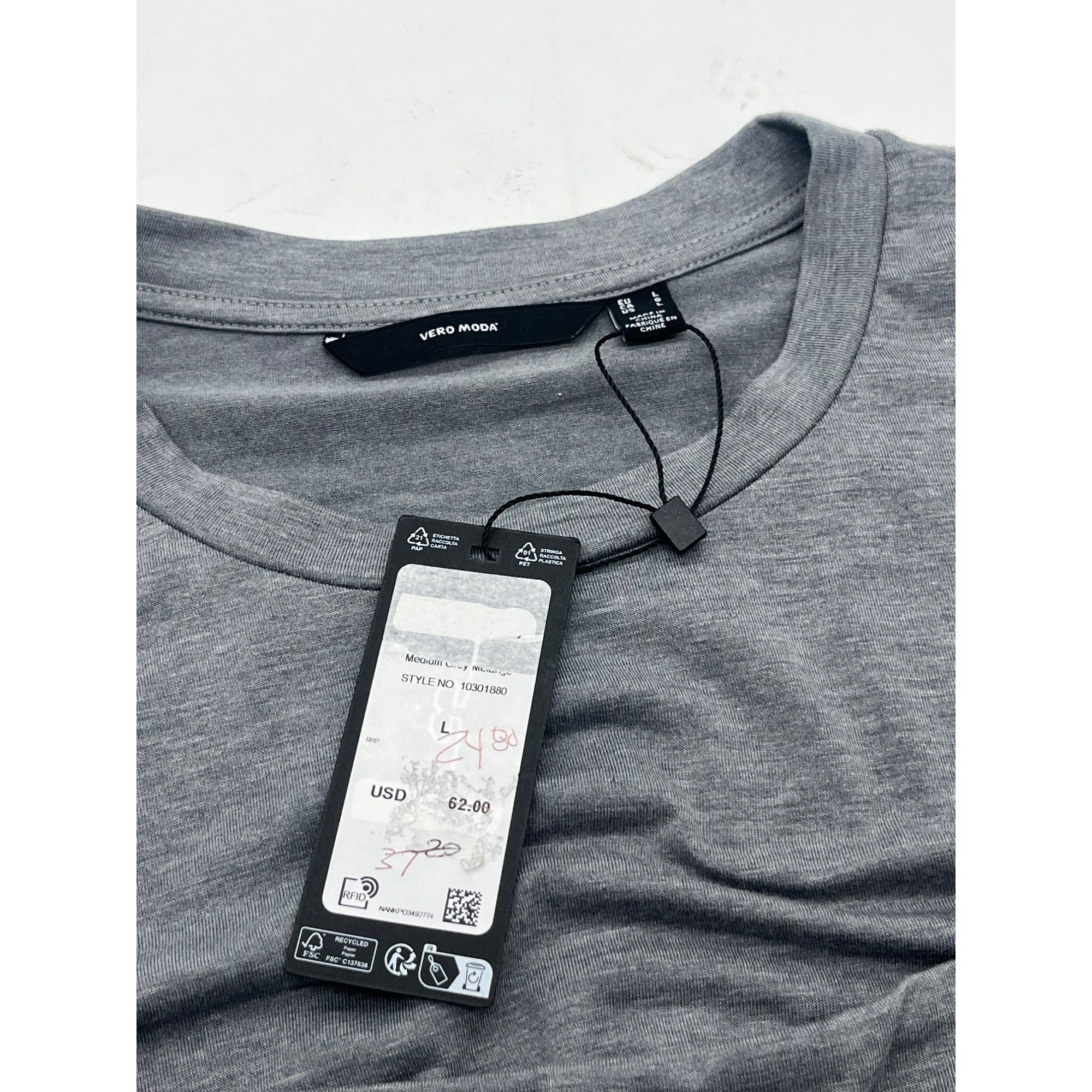 Other Vero Moda Nelly Ruched Knit Top, Heather Gray, Sz. L Size L / US 10 / IT 46 - 8 Thumbnail