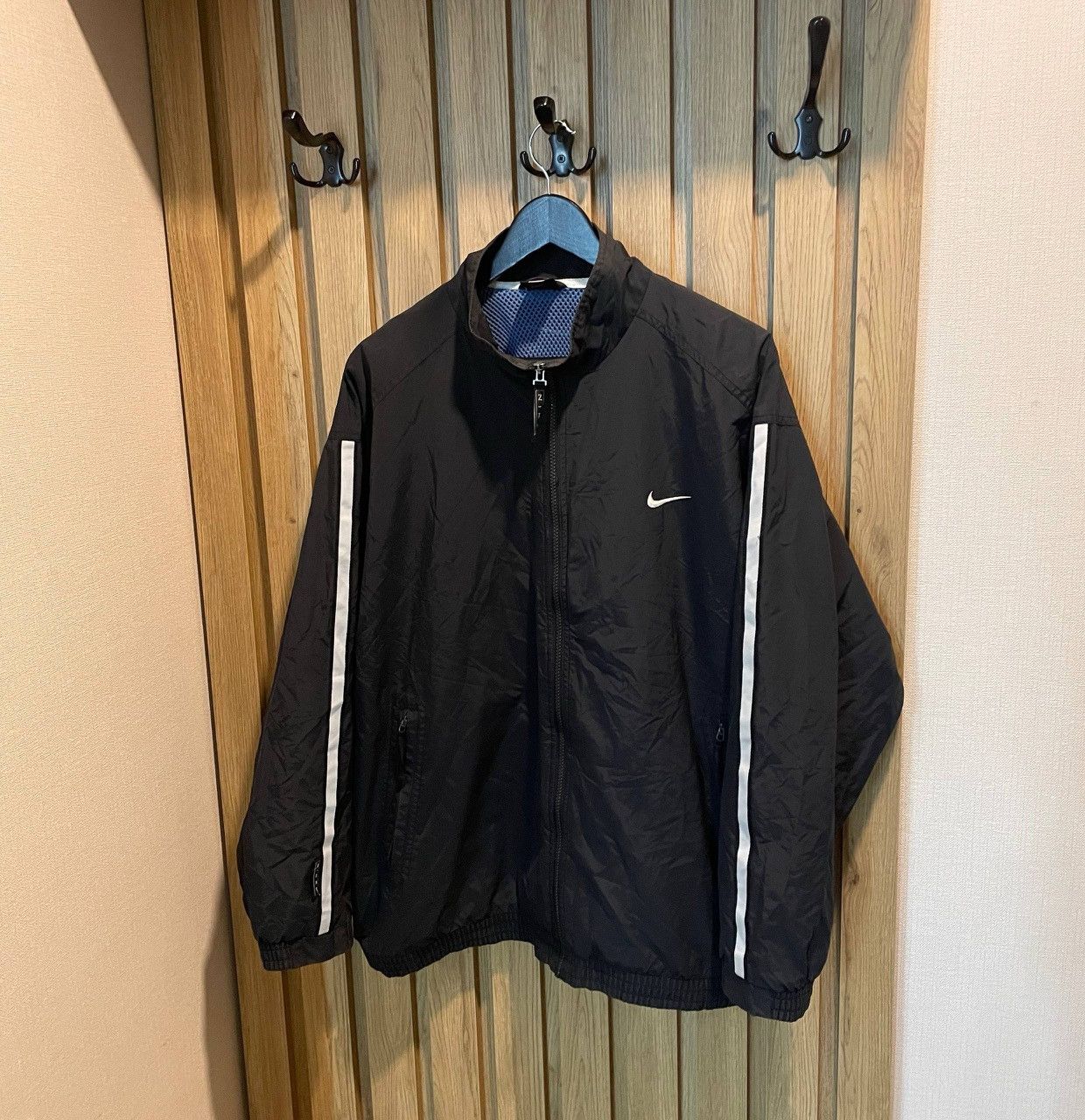 Nike Nike Vintage Track Olympic Light Windbreaker Jacket Size US L / EU 52-54 / 3 - 2 Thumbnail