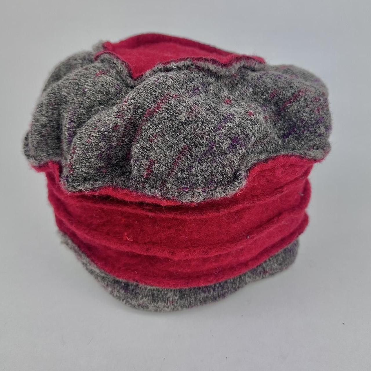 ASTROBOI* 'Soufflé' Red & Grey Pleated Beanie