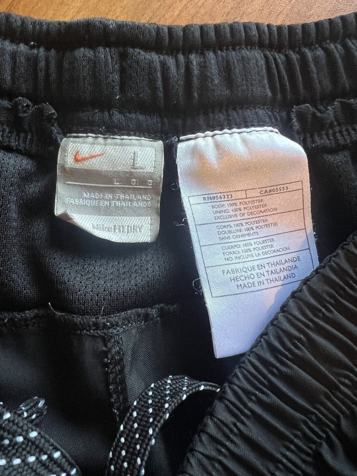 Nike Nike total90 shorts Size US 34 / EU 50 - 2 Thumbnail