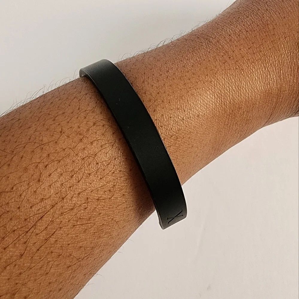Express × Jewelry NWOT Express, Black Metal Cuff Bracelet Heavyweight Size ONE SIZE - 3 Thumbnail