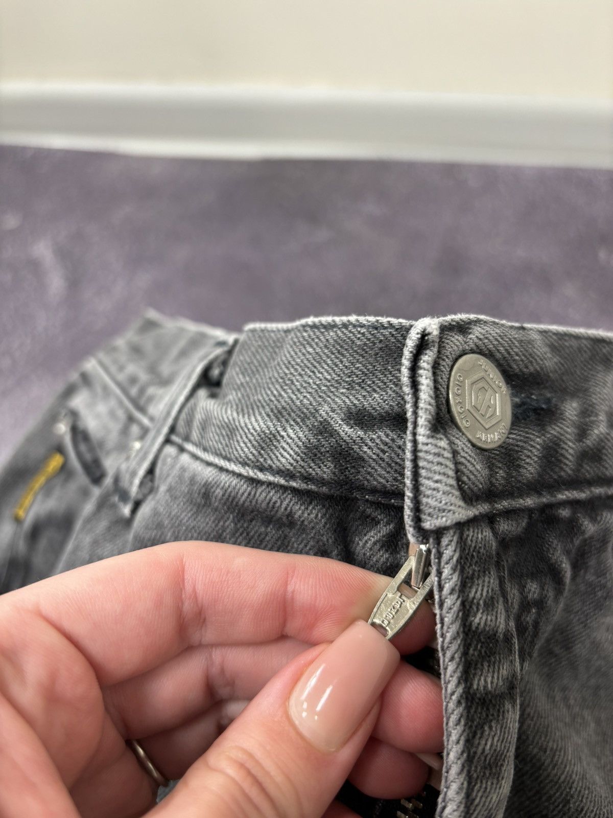 Armani Vintage Armani Jeans 90s Gray Luxury Denim Skinny Jeans Size US 28 / EU 44 - 16 Thumbnail