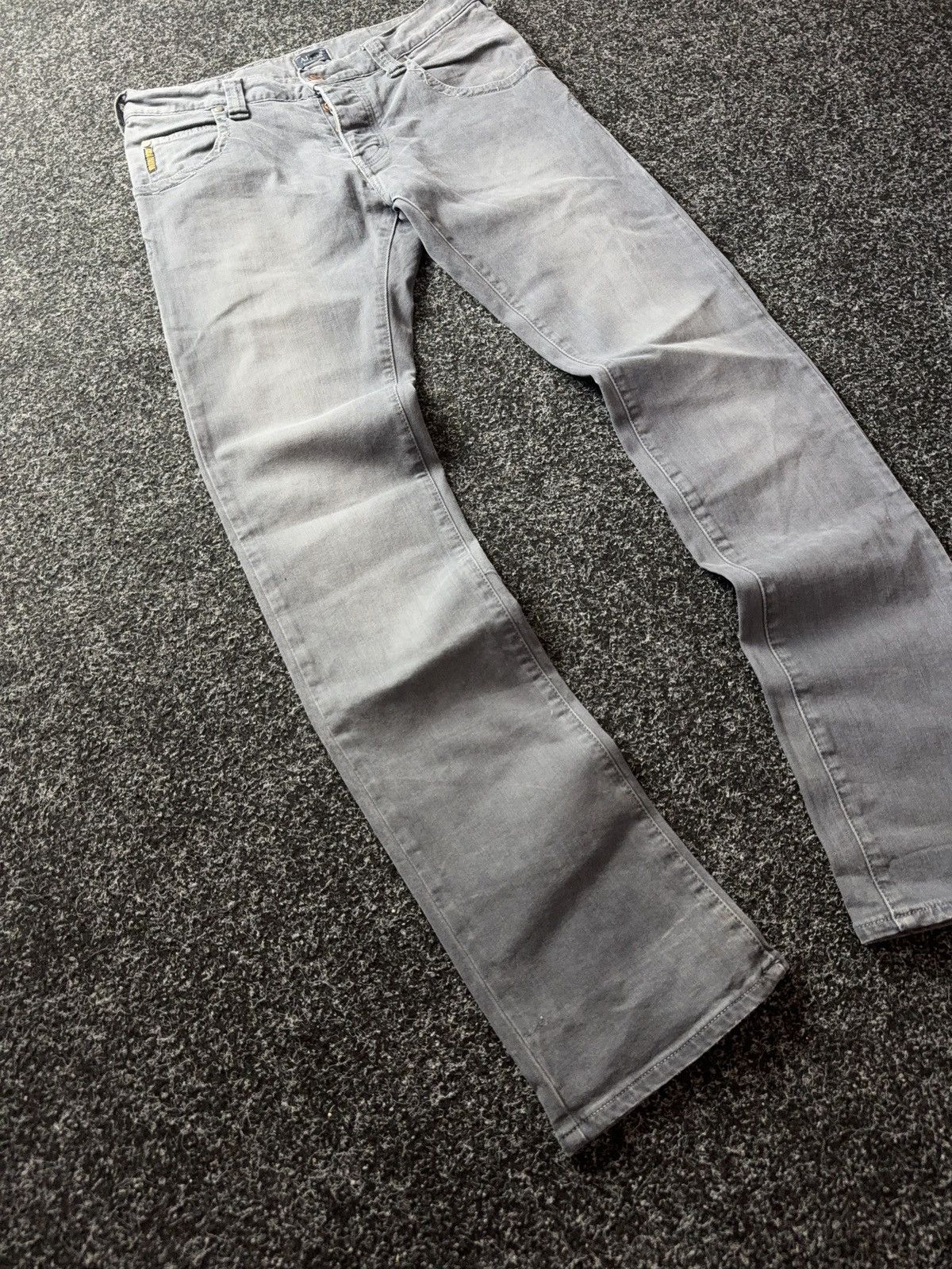 Armani 00s Armani Jeans AJ Distressed Faded Grey Slim Y2K Denim Size 28" / US 6 / IT 42 - 2 Thumbnail