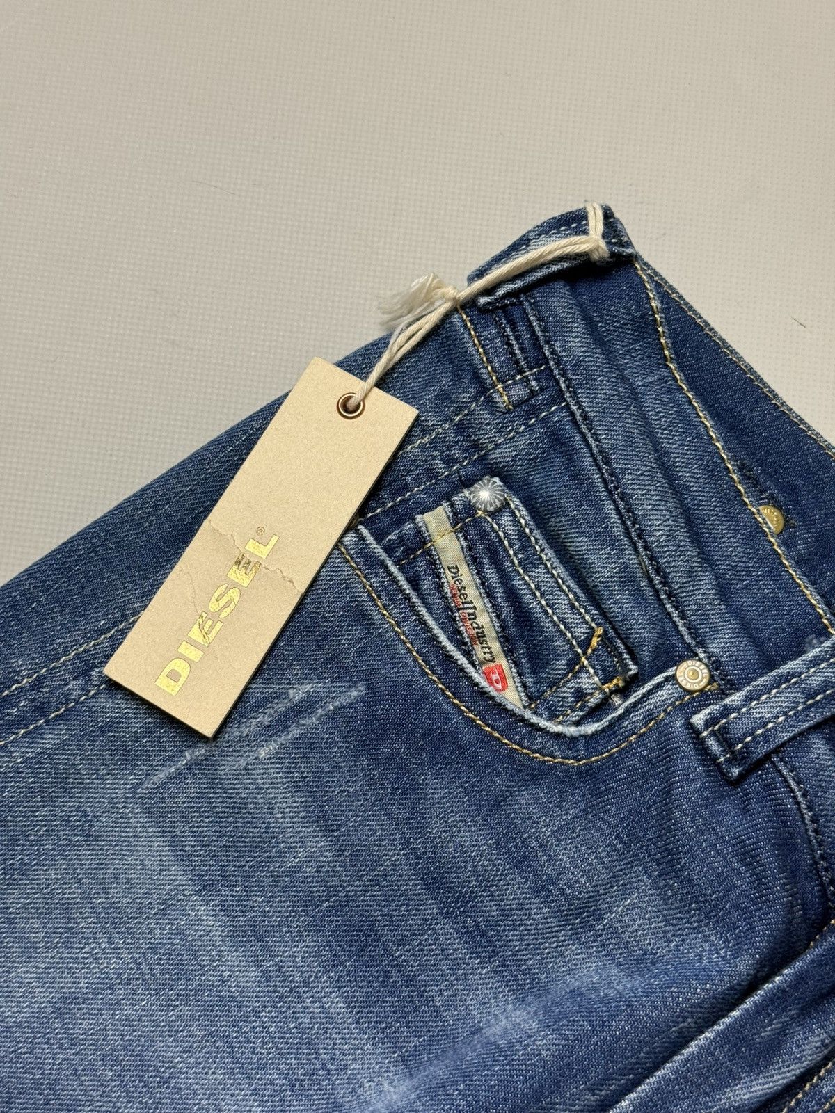 Diesel BNWT! Diesel Doozy Low Rise Wide Leg Y2K Denim Jeans Pants Size 26" / US 2 / IT 38 - 10 Thumbnail