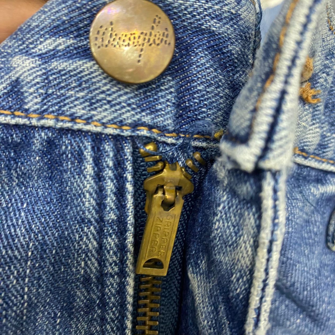Wrangler Vintage 80s Wrangler Distressed Denim Size US 31 - 13 Thumbnail