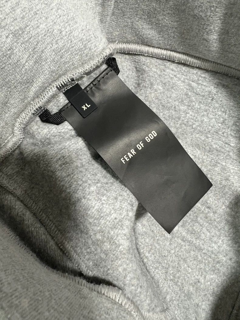 Fear of God Fear of God Gray drawstring sweatpants shorts Size US 36 / EU 52 - 5 Thumbnail