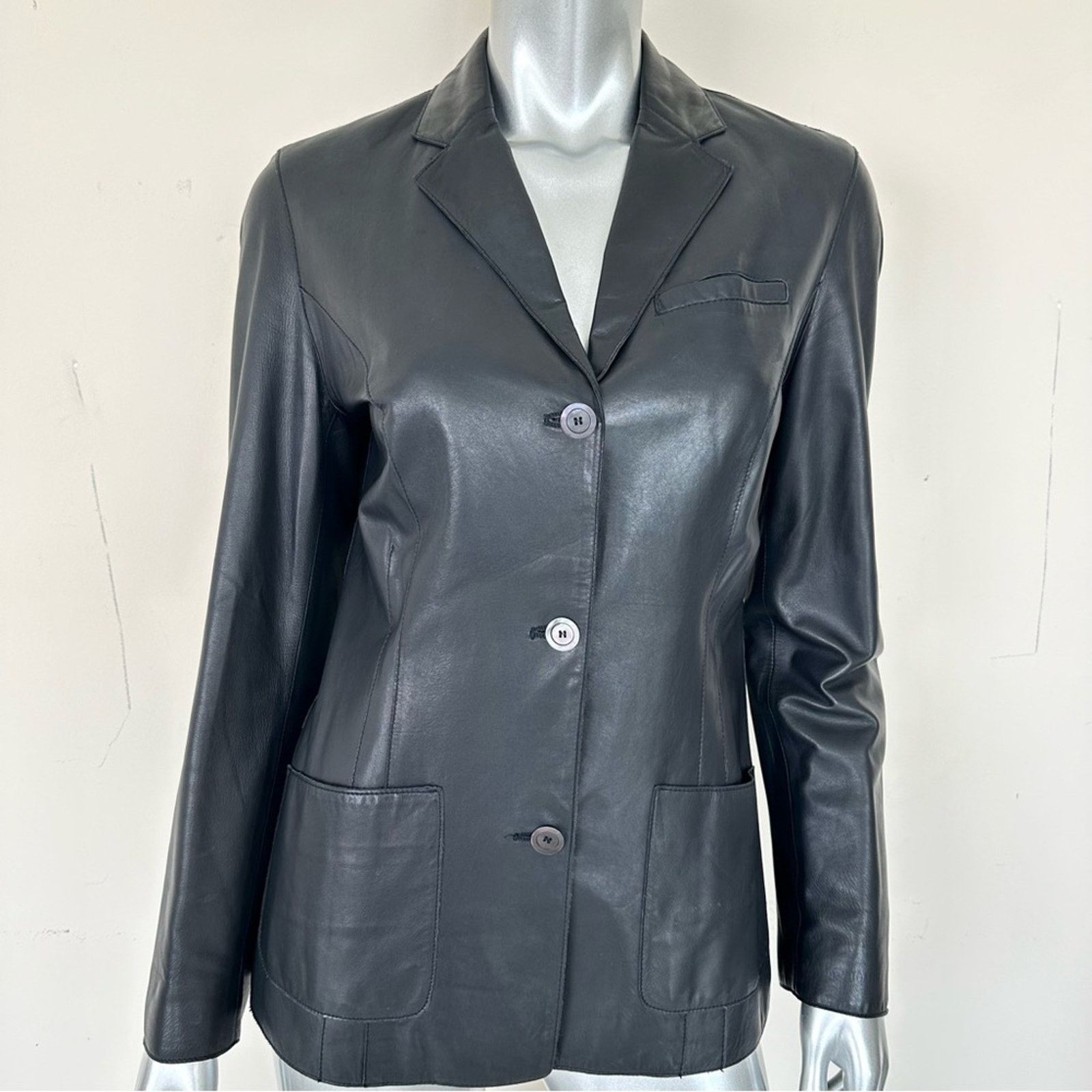Other Leather women jacket Italian brand size 42IT or 6 US Size M / US 6-8 / IT 42-44 - 1 Thumbnail