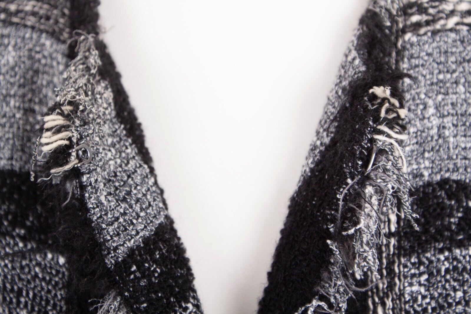 Versace × Versace Jeans Couture Versace Jeans Couture Women's Tweed Wool Cardigan Jacket Size M / US 6-8 / IT 42-44 - 12 Thumbnail